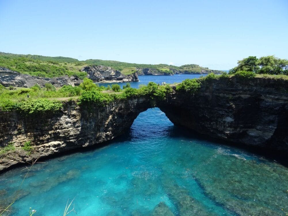 Broken-beach-nusa-penida-2